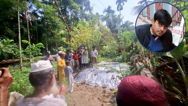 মা-বাবা-ভাইয়ের কবরের পাশে চিরনিদ্রায় শায়িত তোফাজ্জল