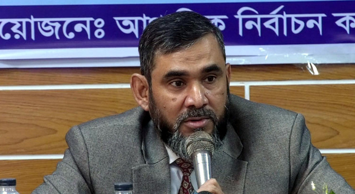 চলতি সপ্তাহের মধ্যেই নির্বাচনের তফসিল ঘোষণা : ইসি সানাউল্লাহ